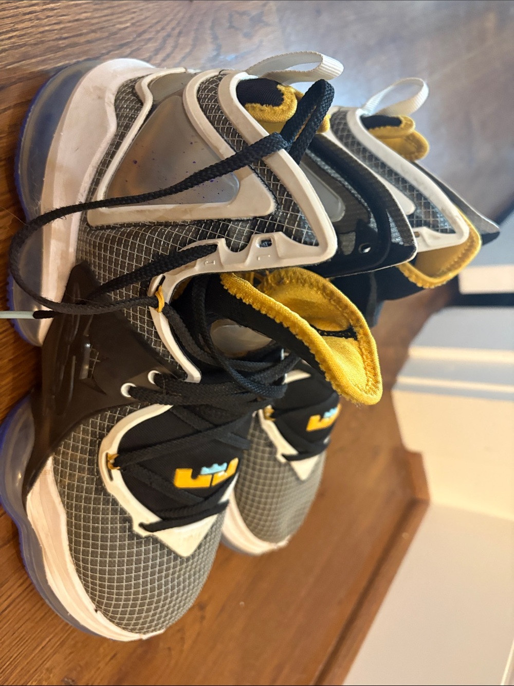 Men’s Nike LeBron 19 High-Top Basketball Shoes in Black and Yellow